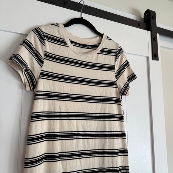 MOSSIMO Women's Striped T-Shirt Dress Short Sleeve Beige Black Casual - Picture 2 of 7